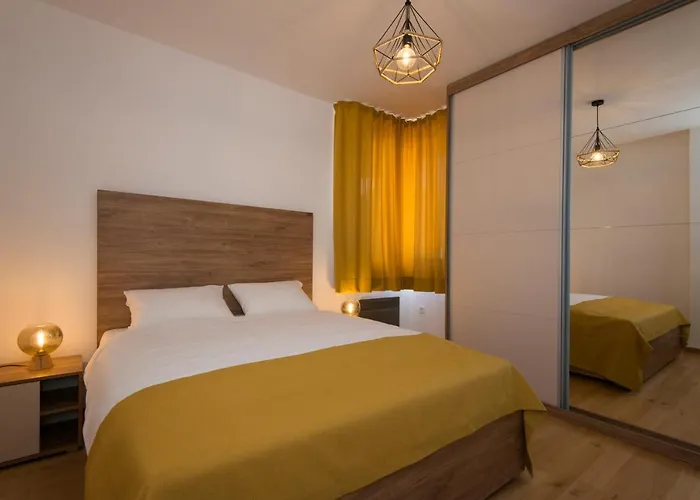 S6 * زلاتيبور